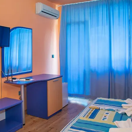 Dara Приморско